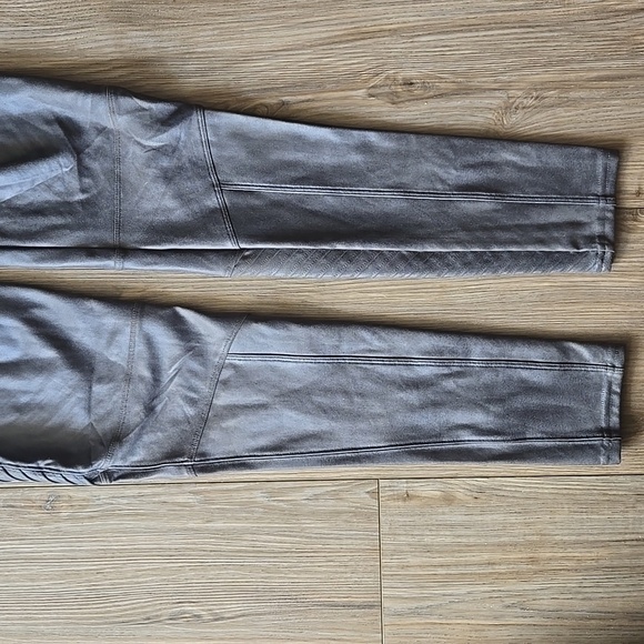 SPANX Metallic Grey Moto Leggings - Picture 7 of 10